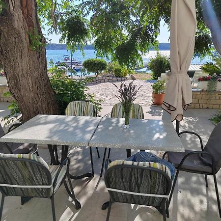 Room'S Brica Barbat na Rabu Eksteriør billede